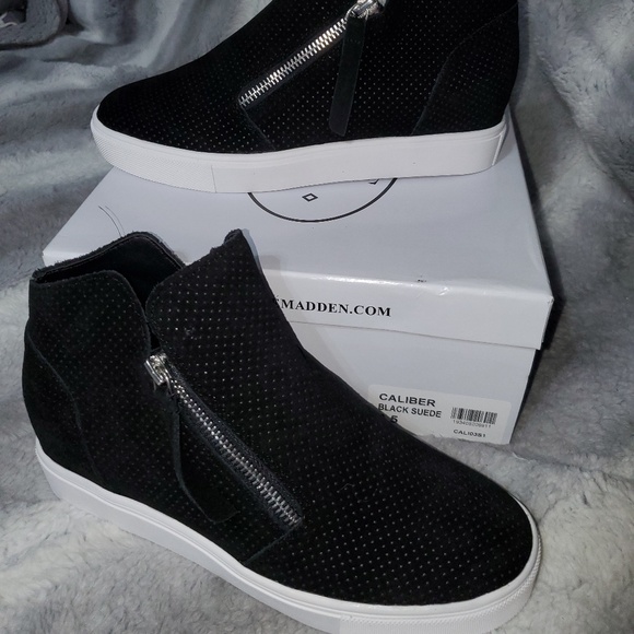 steve madden caliber black suede